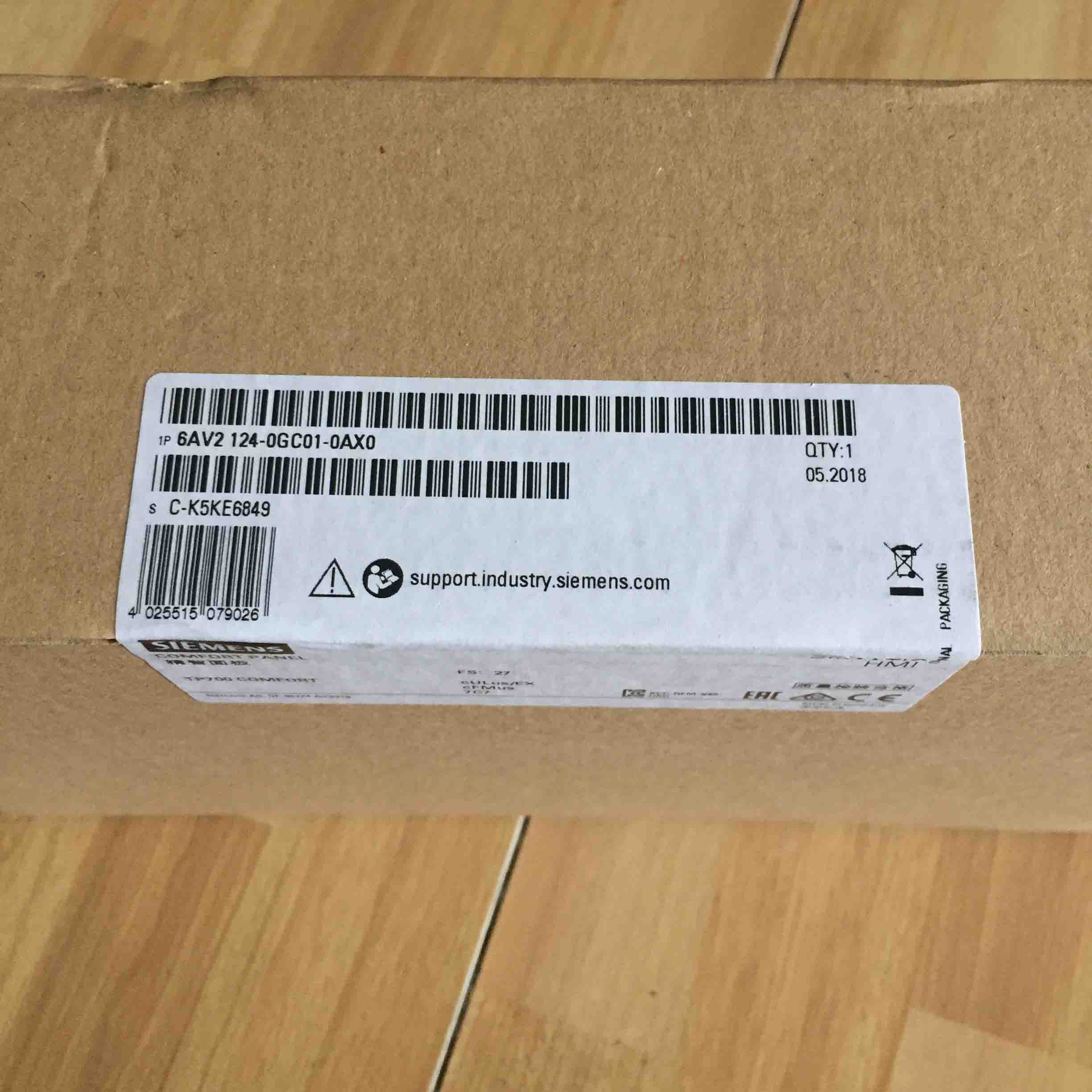 6AV2124-0GC01-0AX0 Siemens 100% Brandy Original new Factory Sealed