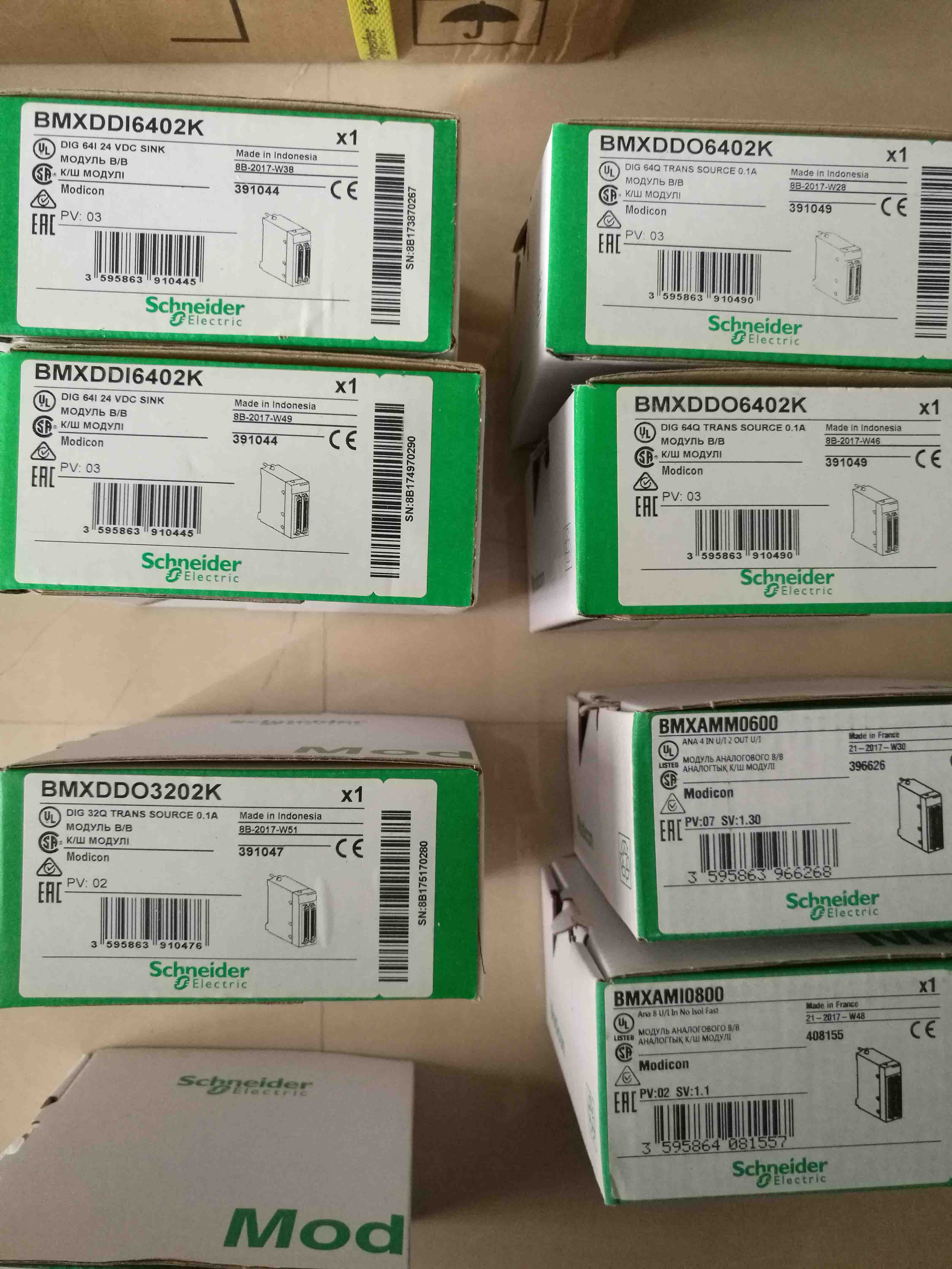 BMXDDI6402K Schneider Discrete input module Original Factory Sealed New