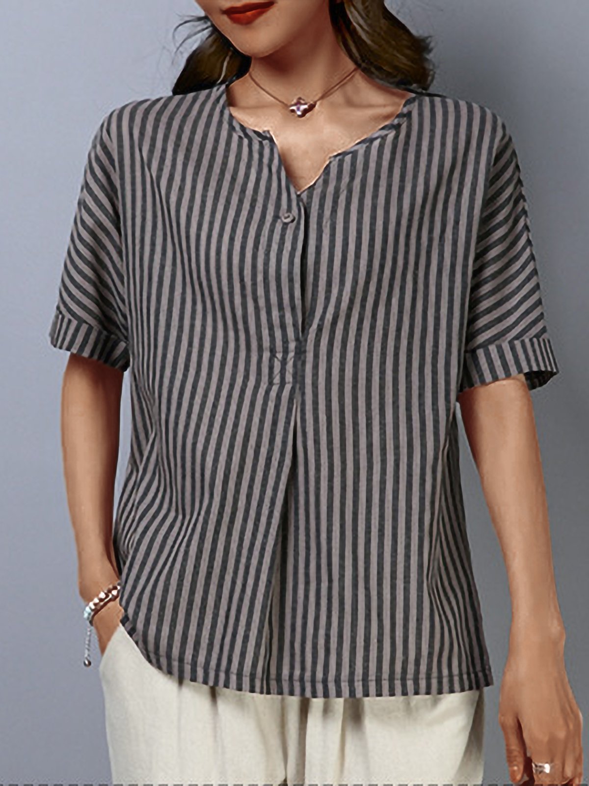 Plus Size Women Short Sleeve V-Neck Striped Casual Tops