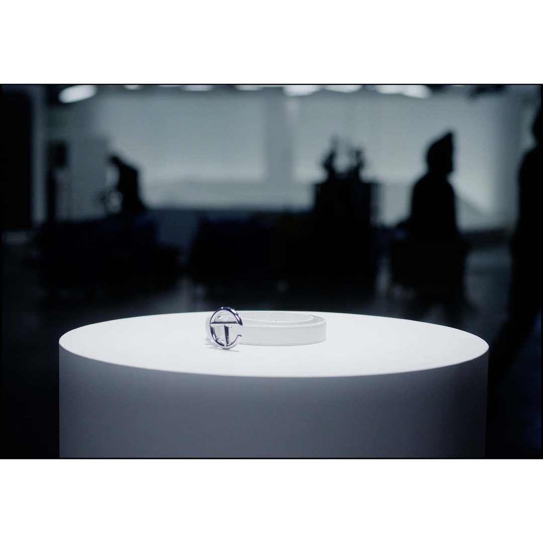 Logo Belt - Silver/White