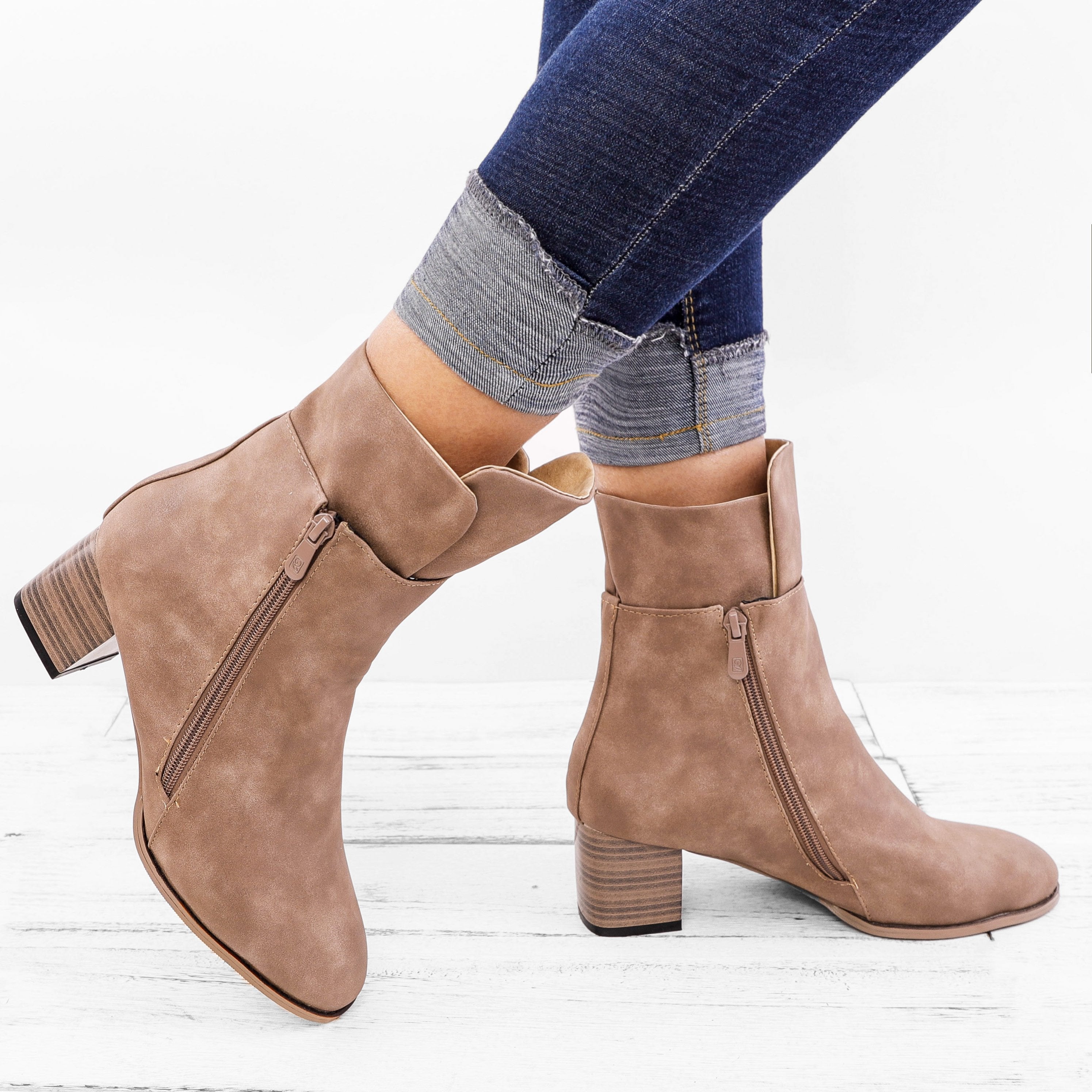 Women  Motorcycle Winter Boots  Low Heel Vintage Artificial Leather