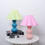 New Product Ins Korean Girl Heart Vintage Pleated Table Lamp Bedside Homestay Creative Decoration