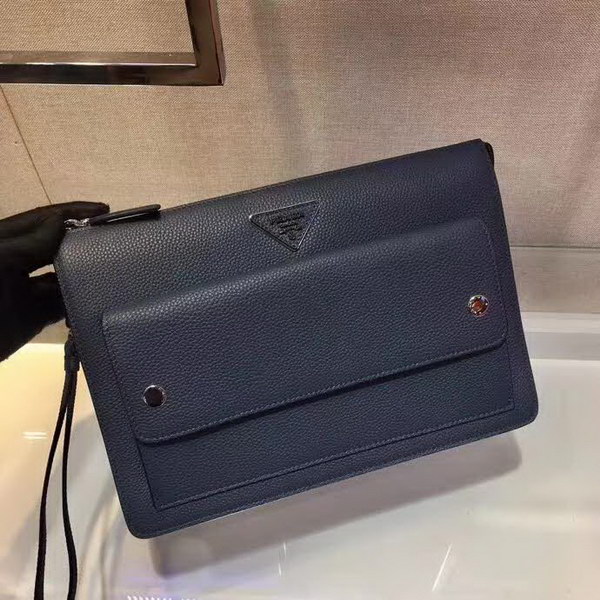 【原版皮】普拉达/Prada 男士手包，采用小牛皮材质，充分呈现充满现代感和阳刚之气的迷人魅力，颇具功能性，非常实用，款号：2VF018