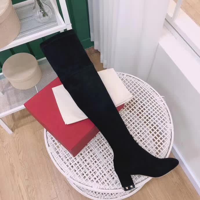 20秋季最新专柜款-华伦天奴Valentino秋冬新款爆款长靴，超经典好看，上脚超美