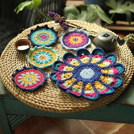 Peacock Handmade Crochet Retro Round Plate Pad