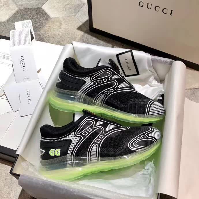20秋季最新专柜款-古驰Gucci最新Ultrapace系列情侣款运动鞋，再推革新之作，个个配色惊艳，亮相2020时装秀