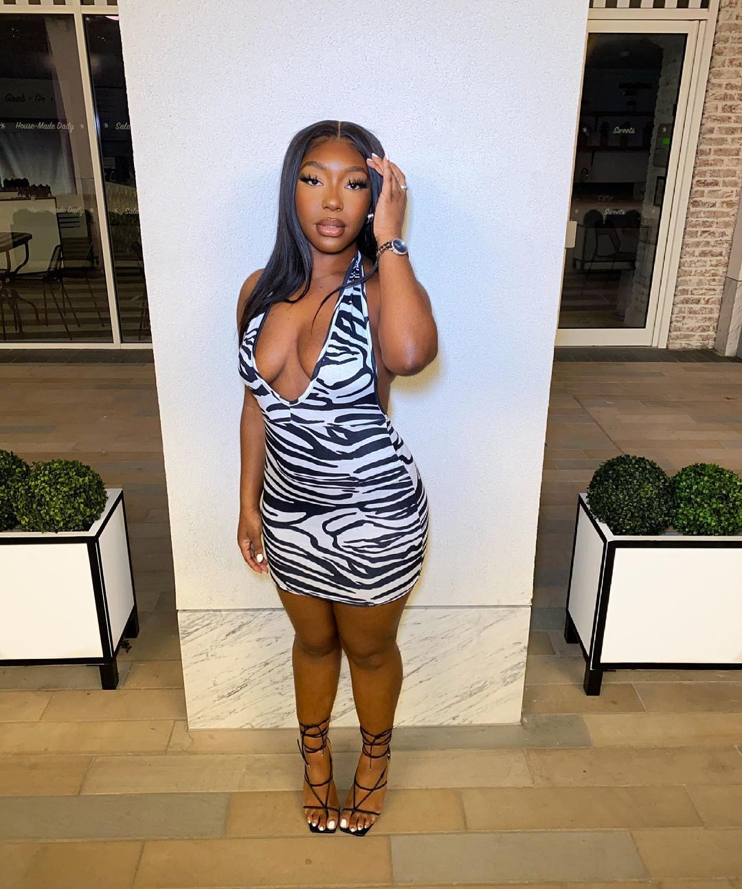 2021 summer temperament commuter mid-waist short skirt halter neck dress NK6014