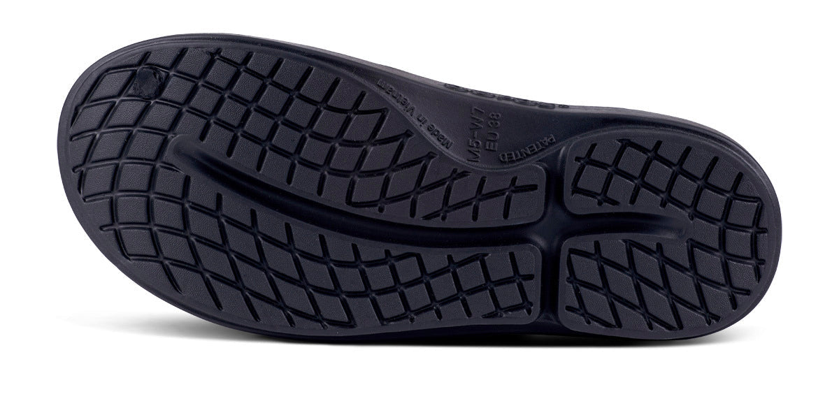 Women's OOcloog Limited Edition Clog - Black Camo