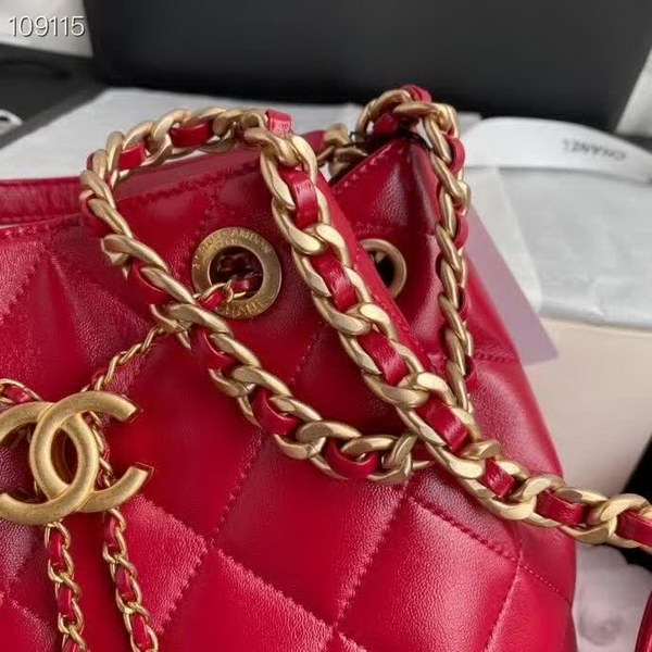 【原版皮】香奈儿/Chanel 新款抽绳包，选用小羊皮经过特殊工艺抛光，皮面略微亮闪闪，增加了耐磨度同时又超质感，经典的菱格纹设计，双C纽扣设计，19的皮穿金属粗链条，款号：AS1900