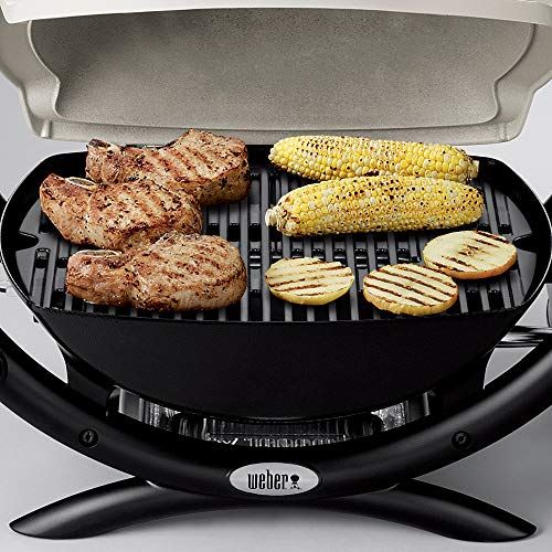Weber Q1000 Liquid Propane Grill, Chrome