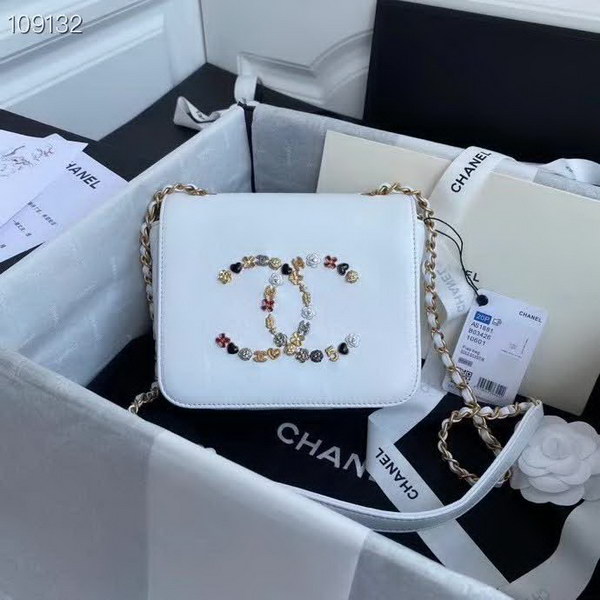 【原版皮】香奈儿/Chanel 手工系列肩背包，各种元素铆钉镶嵌成的双C标志，选用细腻羊皮，内里质感金属牛皮