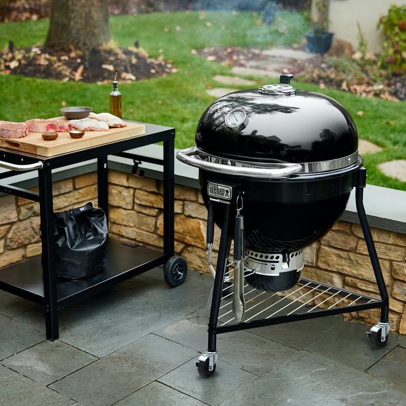 Summit® Kamado E6 Charcoal Grill - Assyleson