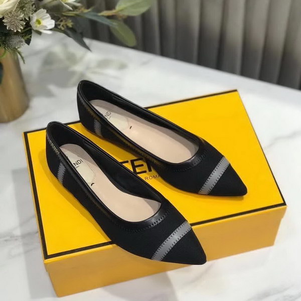 20秋季最新专柜款-芬迪Fendi2020秋季新品，鞋面是半透视纳米科技网眼布制成！水染羊皮内里垫脚，脚感超舒适！真皮大底，防滑防透潮