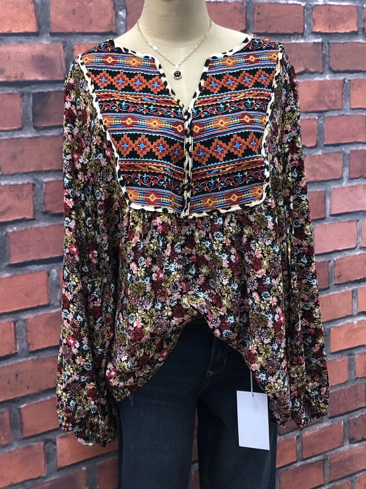 Shift Vintage Long Sleeve Shirts & Tops