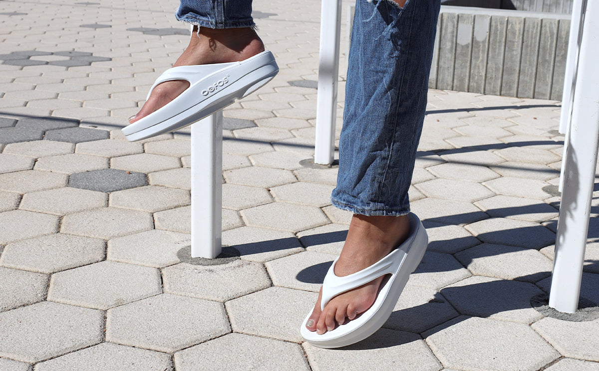 Women's OOmega OOlala Sandal - White