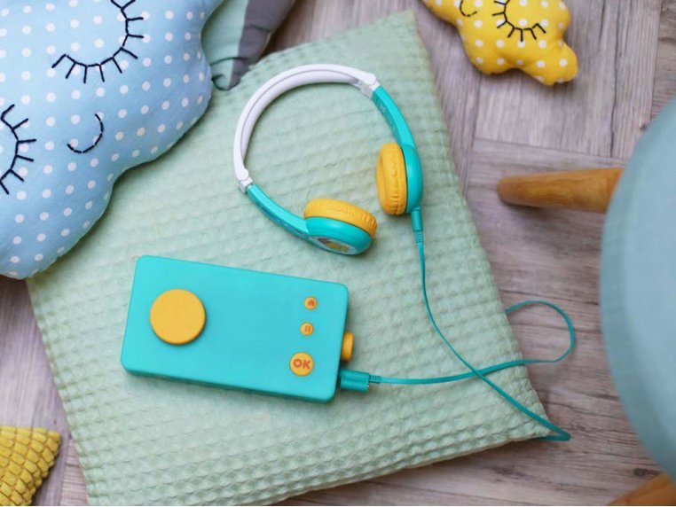 Kid's Audio Storyteller & Headphones Set