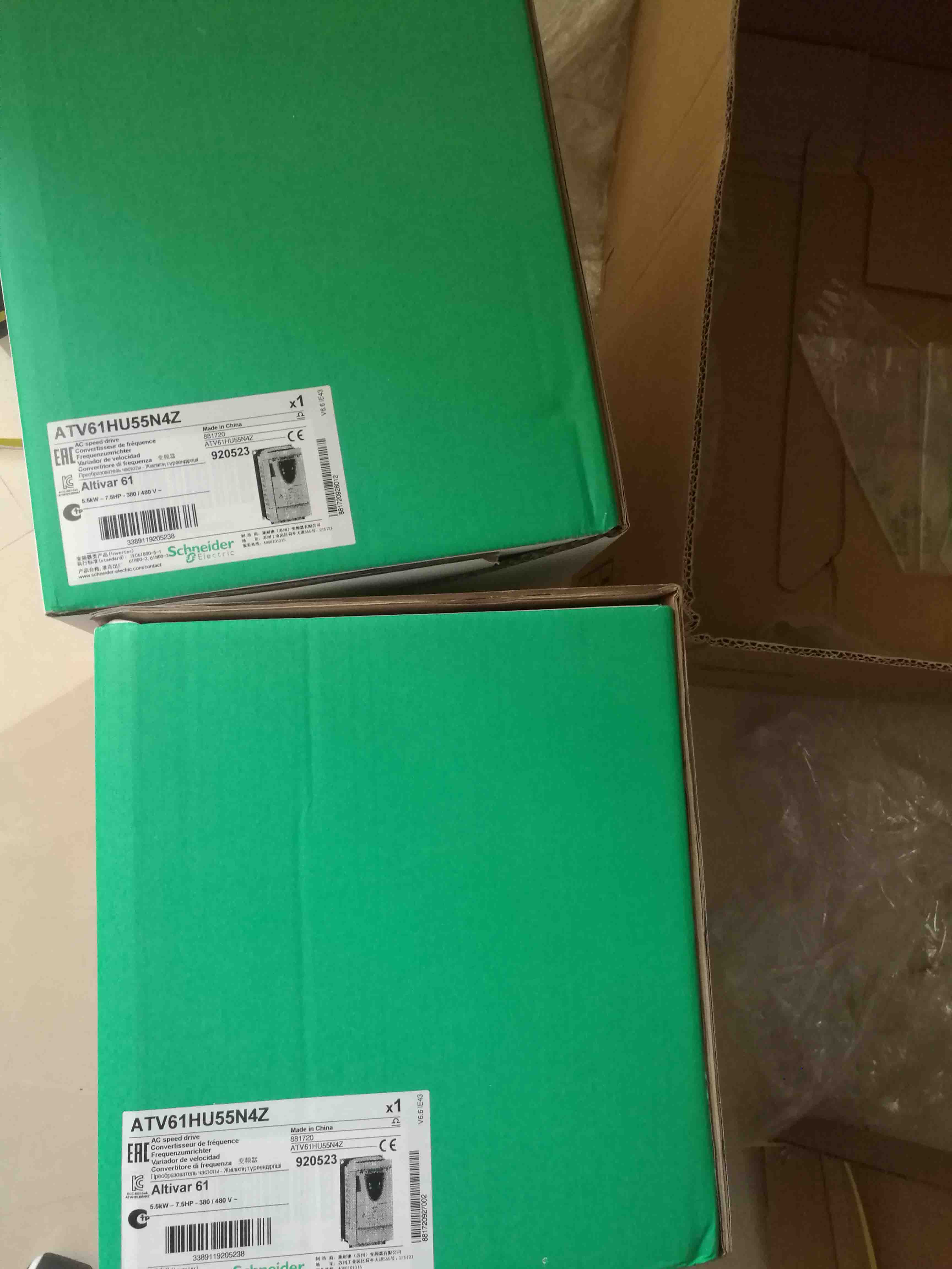 ATV61HU55N4Z Schneider Variable speed drive - 5.5kW 7.5HP Original Factory Sealed New