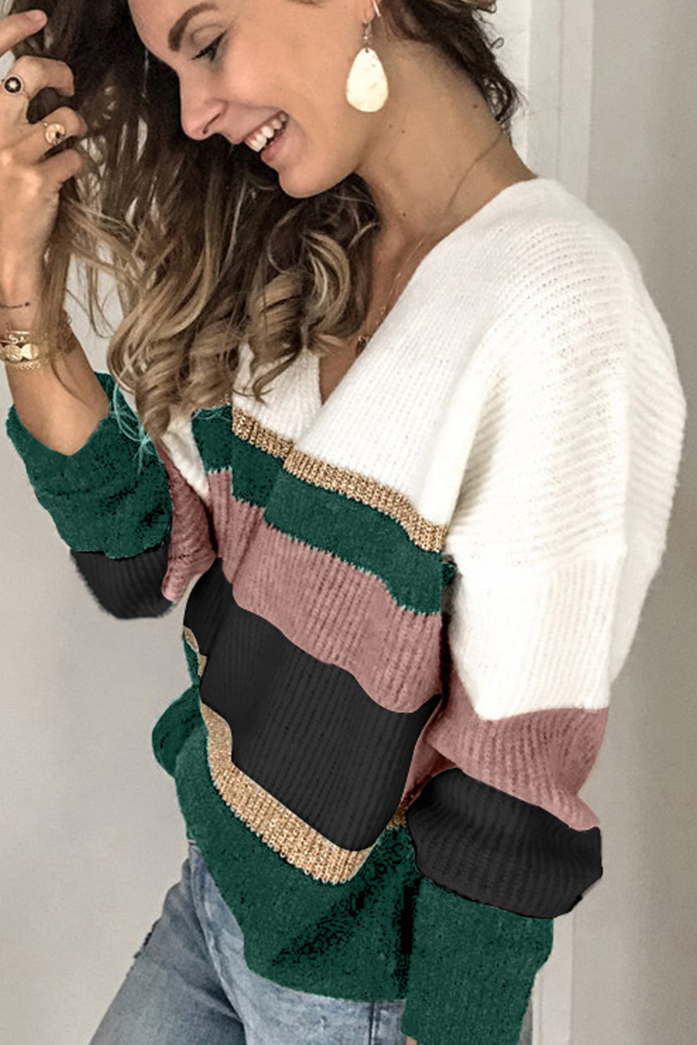 绿色休闲色块条纹长袖V领女士毛衣