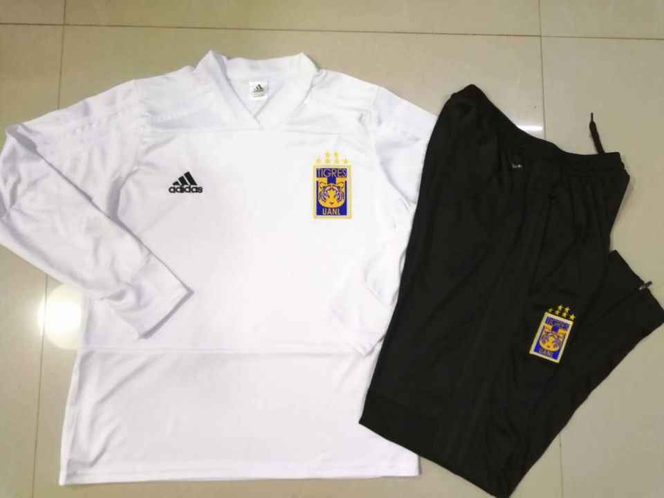 2019 U.A.N.L Tiger White V Neck Collar Sweater Tracksuit