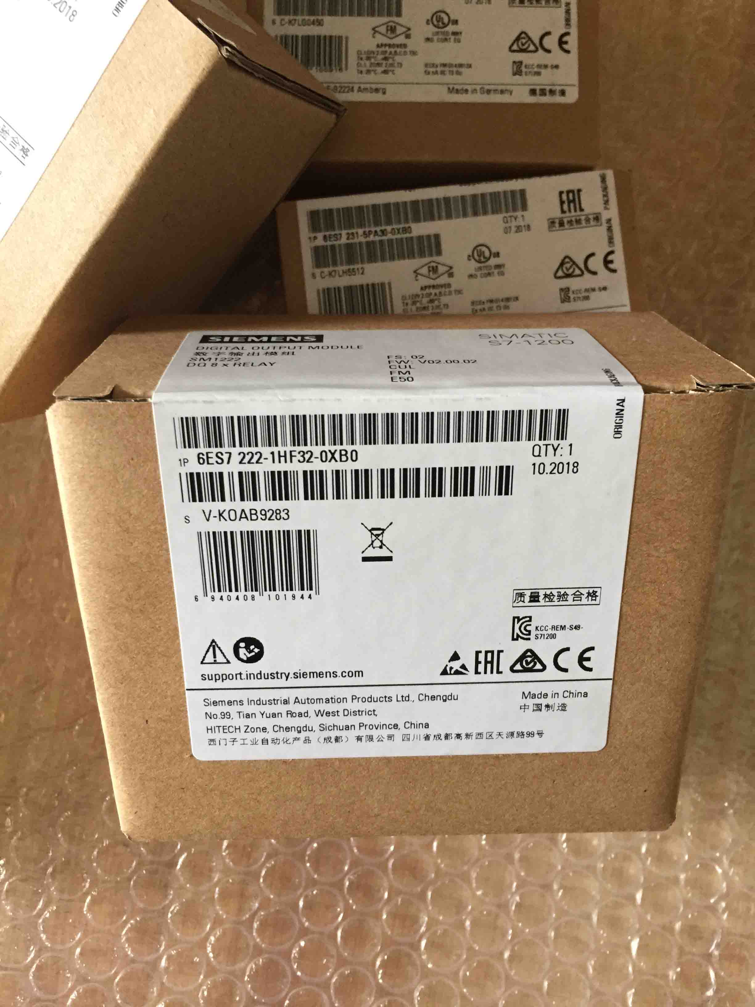 6ES7222-1HF32-0XB0 SIEMENS original new factory sealed