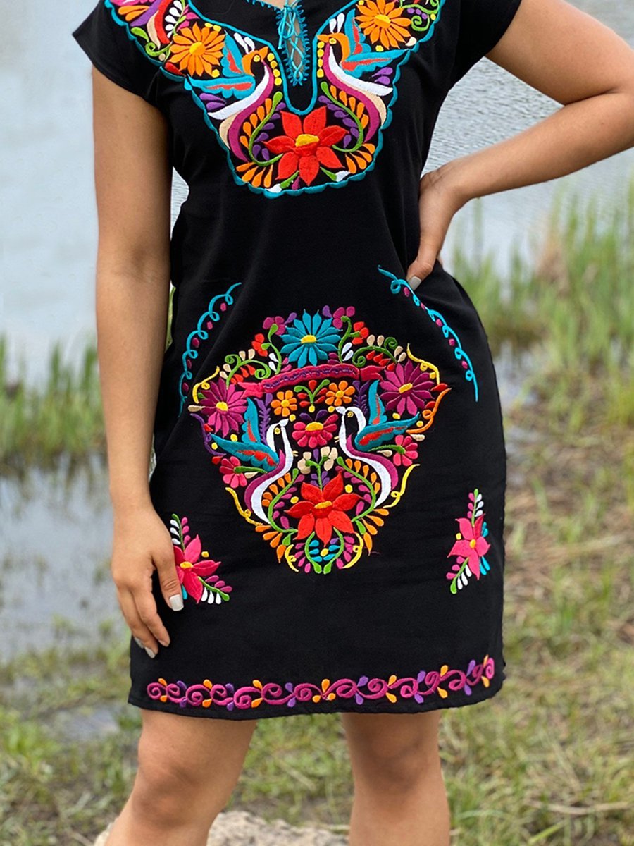 Tribal Short Sleeve Crew Neck Casual Dresses