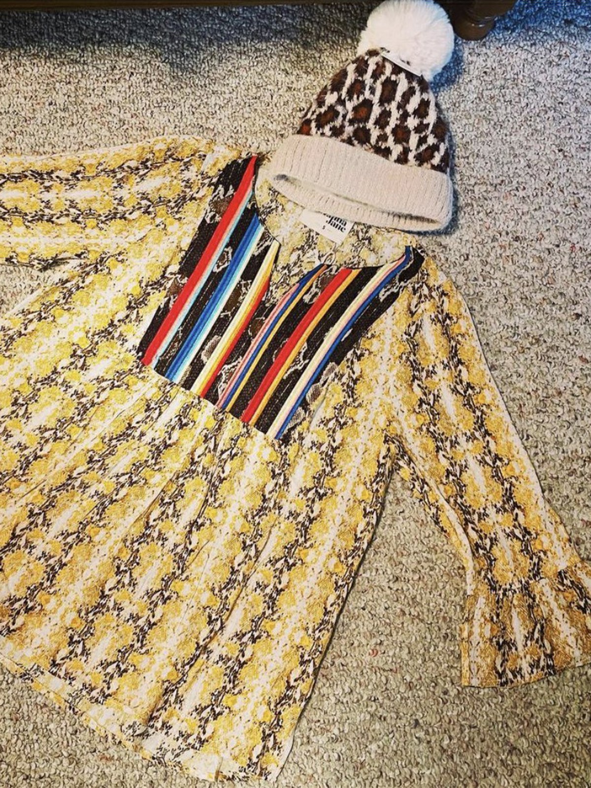 Boho Snakeskin V Neck Shirts & Tops