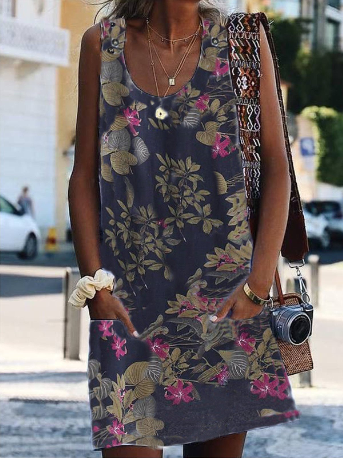 Vintage Floral Printed Sleeveless Pockets Plus Size Dress