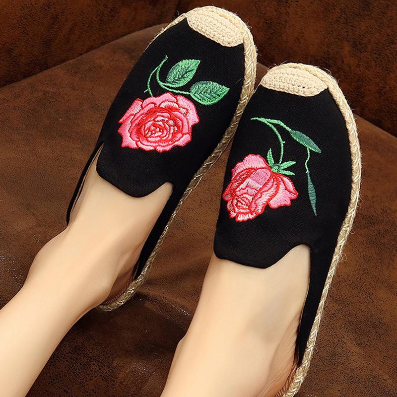 Women Canvas Slippers Casual Comfort Floral Embroidered Shoes