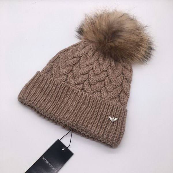 官网同步20秋季最新款-armani新款毛线针织帽子，独​家定‎制​超大毛球​，特别​火爆，采用精选​毛​线，手感超柔软，弹性极佳