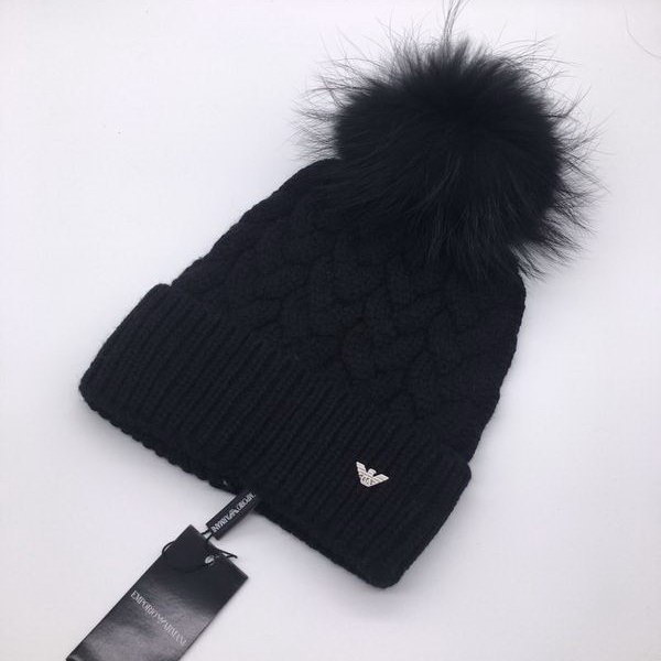 官网同步20秋季最新款-armani新款毛线针织帽子，独​家定‎制​超大毛球​，特别​火爆，采用精选​毛​线，手感超柔软，弹性极佳