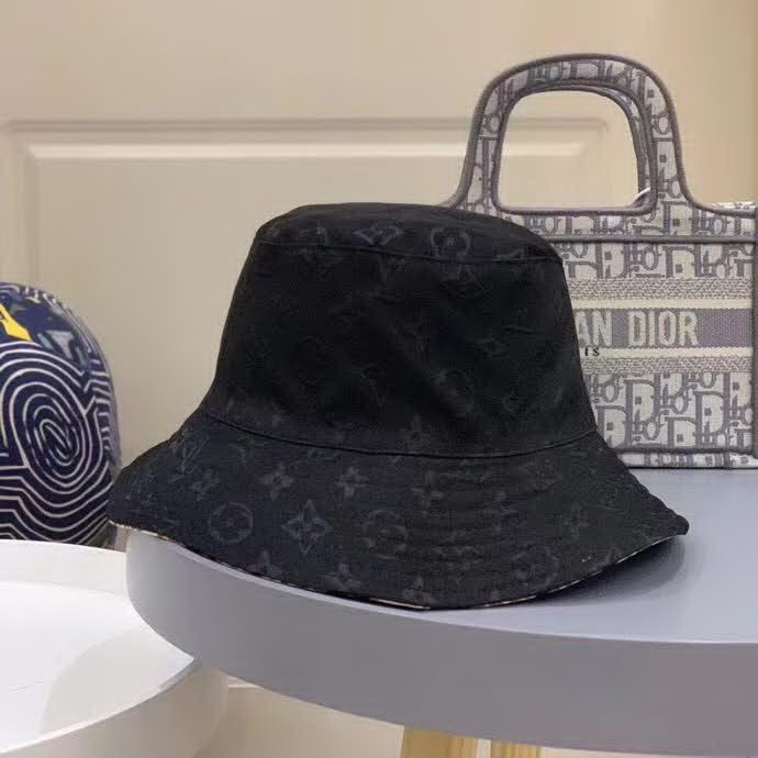 20冬季最新专柜款-路易威登LV2020火爆新款渔夫帽，双面定制！1:1开模订制，原版印花面料+老花皮