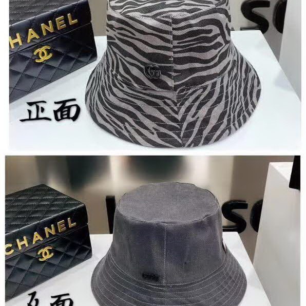 20冬季最新专柜款-Gucci新款双面渔夫帽，秋冬新系列元素，斑马纹渔夫无敌好看，成功逆袭的斑马纹成了秋冬的主色调，我承认我被这个色系征服了！