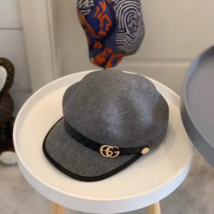 20冬季最新专柜款-古驰Gucci秋冬新款高品质羊毛军帽，经典时尚织带LOGO，法式名媛风！超显气质的款式