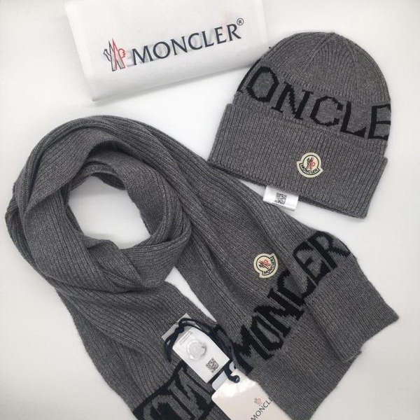 官网同步20秋季最新款-Moncler二​件套系‌列 围巾‎，帽子经‌典‎系‎列，精​致美感，精选毛线，手感超柔软，冬季必备款