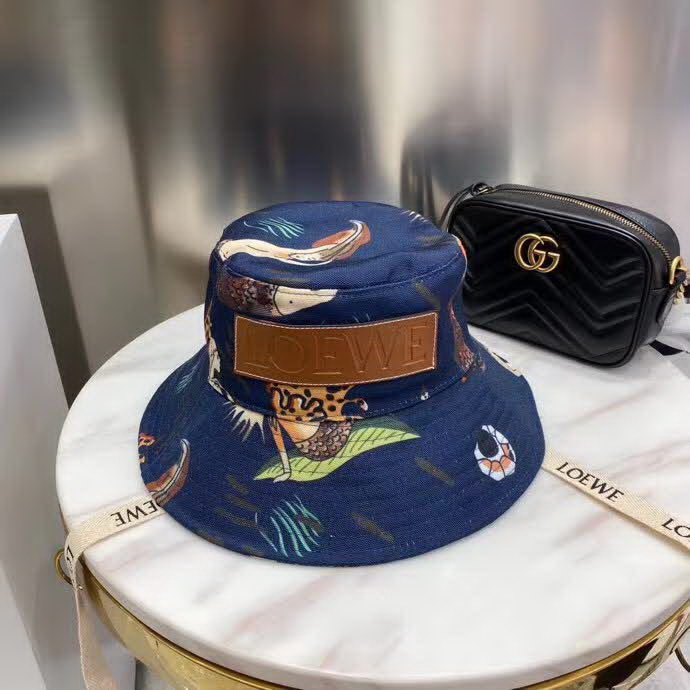 20冬季最新专柜款-罗意威LOEWE帆布印花渔夫帽，王源同款，超多明星同款 男女同款，超时尚单品