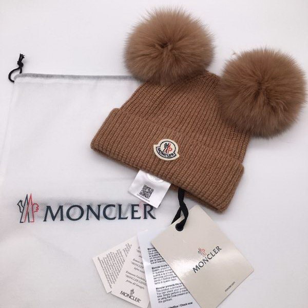 官网同步20秋季最新款-Moncler新款针织帽，独家定制超大毛球，特别火爆，采用精选毛线，手感超柔软，弹性极佳