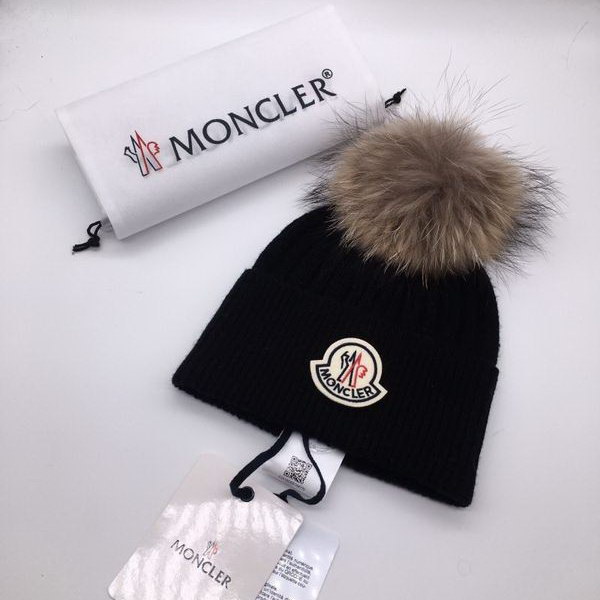 官网同步20秋季最新款-Moncler新款针织帽，独家定制超大毛球，特别火爆，采用精选毛线，手感超柔软，弹性极佳