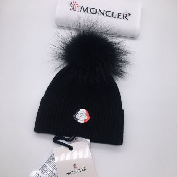 官网同步20秋季最新款-Moncler新款针织帽，独家定制超大毛球，特别火爆，采用精选毛线，手感超柔软，弹性极佳
