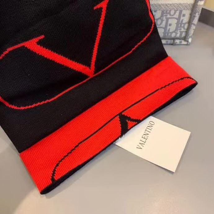 20冬季最新专柜款-VALENTINO华伦天奴羊毛毛线帽，定制羊毛，帅气朋克风超酷时尚街头风