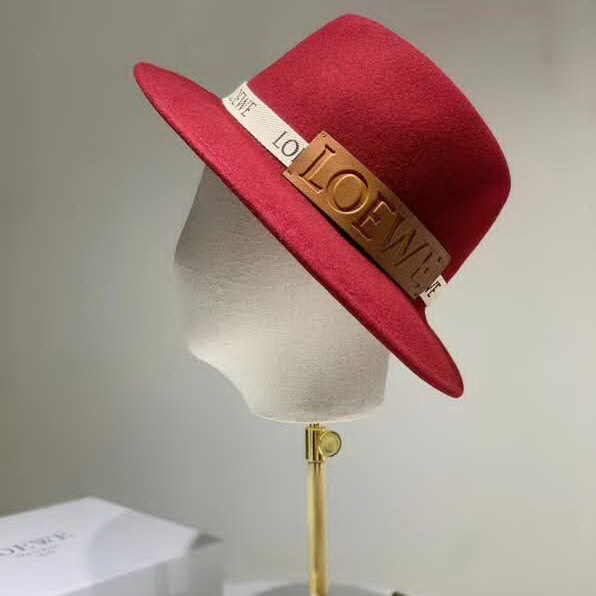 20冬季最新专柜款-罗意威LOEWE新款礼帽，百分百羊毛面料,凹凸有致帽型，2020官方新款，女神必备