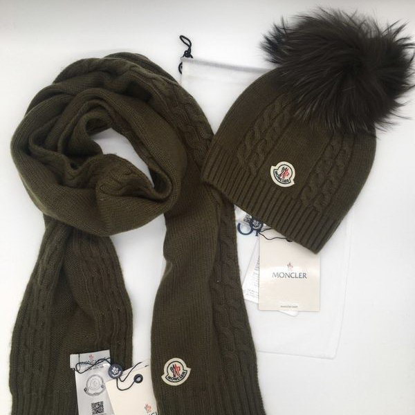 官网同步20秋季最新款-Moncler二​件套系‌列 围巾‎，帽子经‌典‎系‎列，精​致美感，精选毛线，手感超柔软，冬季必备款