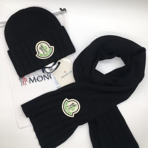 官网同步20秋季最新款-Moncler二​件套系‌列 围巾‎，帽子经‌典‎系‎列，精​致美感，精选毛线，手感超柔软，冬季必备款