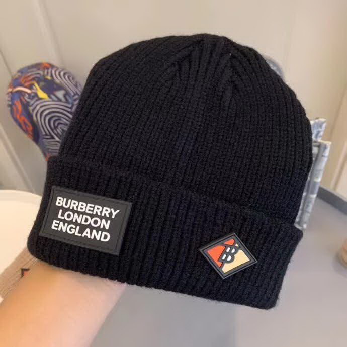 20冬季最新专柜款-Burberry毛线针织徽章标罗纹针织毛线帽 专柜新款同步 小红书推荐款