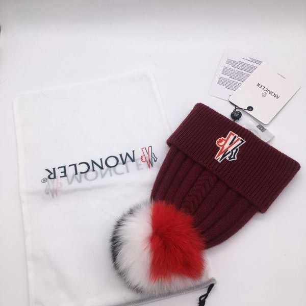 官网同步20秋季最新款-Moncler新款针织帽，独家定制超大狐狸毛球，特别火爆，采用精选毛线，手感超柔软，弹性极佳