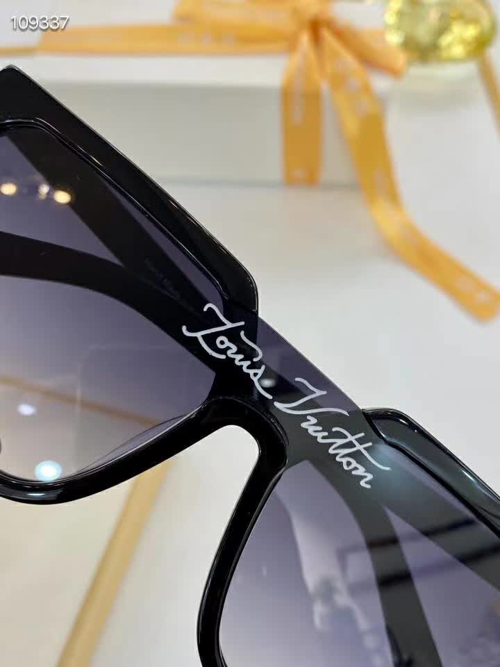 ☆「时尚达人首选」路易威登LV☆2020全网最新太阳眼镜流行趋势销量排行第一,让你做最耀眼最酷的时尚达人