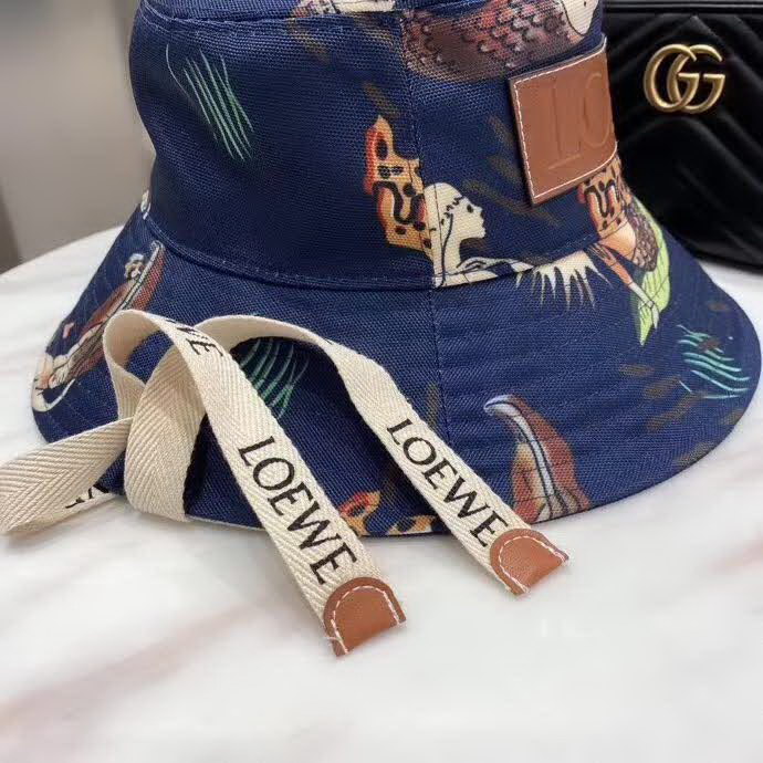 20冬季最新专柜款-罗意威LOEWE帆布印花渔夫帽，王源同款，超多明星同款 男女同款，超时尚单品