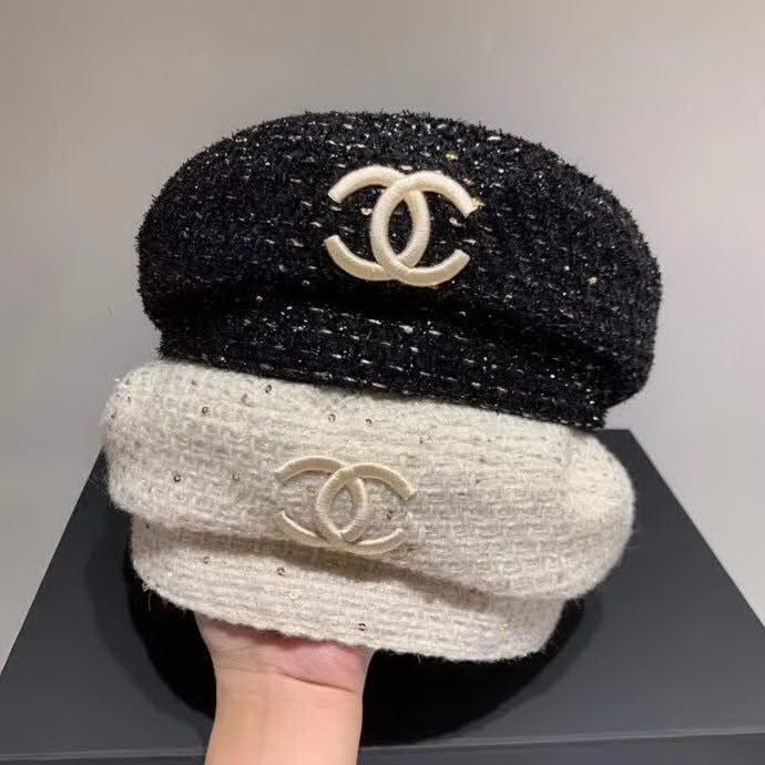 20冬季最新专柜款-香奈儿Chanel毛呢贝蕾帽，专柜同步，精致刺绣logo 百搭款，搭衣必备