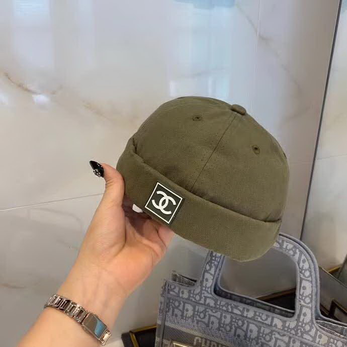 20冬季最新专柜款-Chanel四季款时尚地主帽，纯棉布！时尚年轻power，有点韩，雅痞帅气男女款！后置抽绳。
