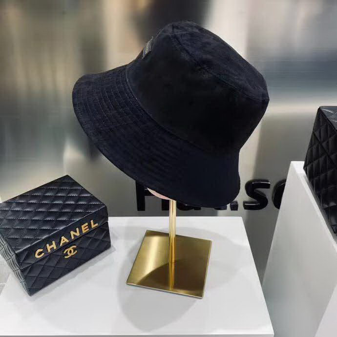 20冬季最新专柜款-路易威登LV新款麂皮绒拼皮绒双面压花皮革渔夫帽，超显质感