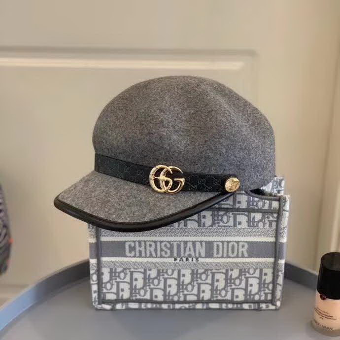 20冬季最新专柜款-古驰Gucci秋冬新款高品质羊毛军帽，经典时尚织带LOGO，法式名媛风！超显气质的款式